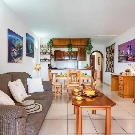 Great 'san Marino' Terrace & Pool * Los Cristianos (Tenerife)