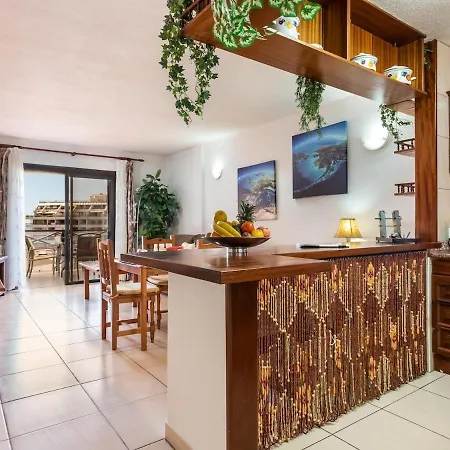 Great 'san Marino' Terrace & Pool Los Cristianos (Tenerife)